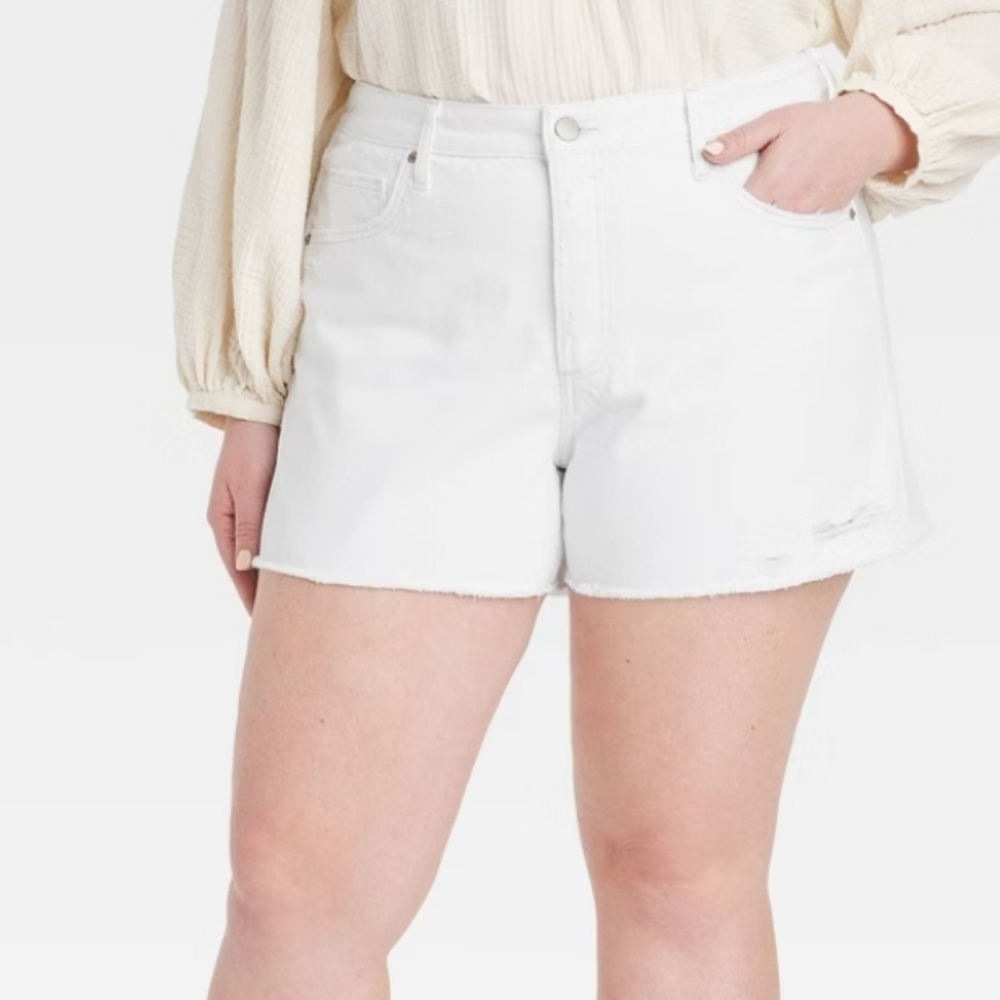 Women's Mid-Rise 90's Baggy Jean Shorts - Universal Thread White 28